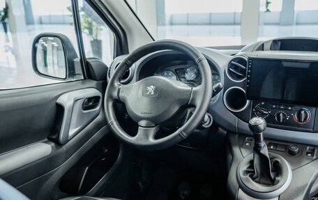 Peugeot Partner II рестайлинг 2, 2012 год, 482 000 рублей, 11 фотография
