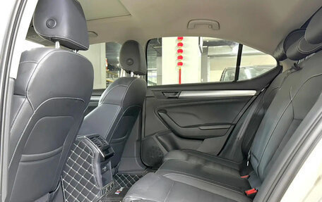 Skoda Rapid II, 2022 год, 1 268 004 рублей, 9 фотография