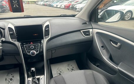 Hyundai i30 II рестайлинг, 2012 год, 929 000 рублей, 15 фотография