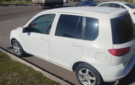 Mazda Demio III (DE), 2004 год, 283 000 рублей, 1 фотография