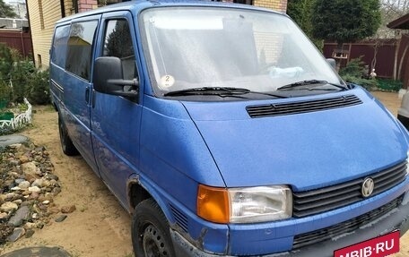 Volkswagen Transporter T4, 1996 год, 300 000 рублей, 2 фотография