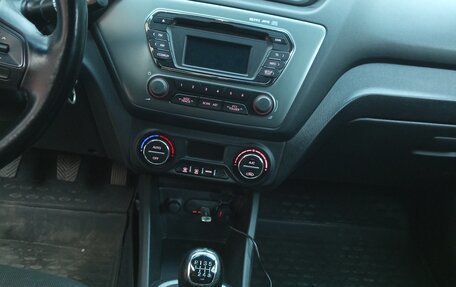 KIA Rio III рестайлинг, 2014 год, 770 000 рублей, 22 фотография
