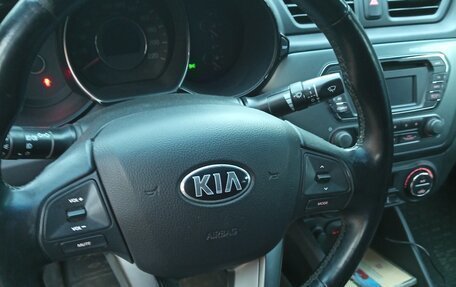 KIA Rio III рестайлинг, 2014 год, 770 000 рублей, 20 фотография