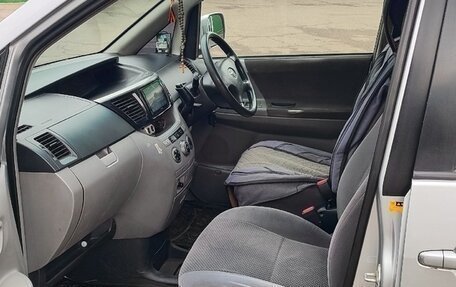 Toyota Voxy II, 2002 год, 788 000 рублей, 3 фотография
