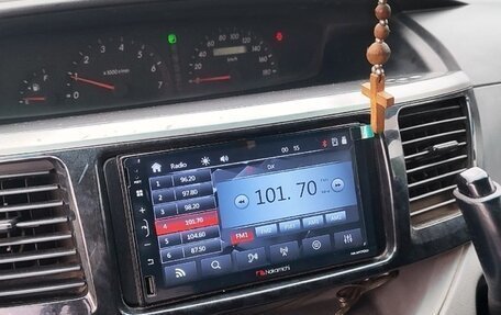 Toyota Voxy II, 2002 год, 788 000 рублей, 2 фотография