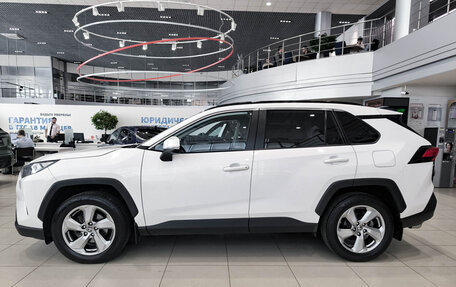 Toyota RAV4, 2019 год, 2 995 000 рублей, 10 фотография