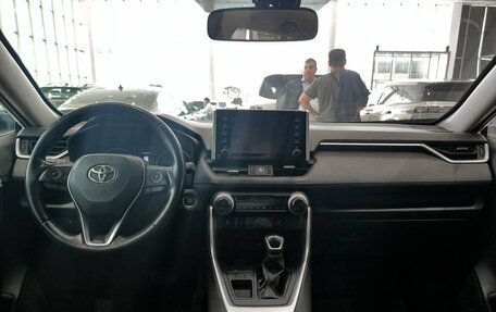 Toyota RAV4, 2019 год, 2 995 000 рублей, 17 фотография