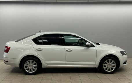 Skoda Octavia, 2017 год, 1 330 000 рублей, 5 фотография