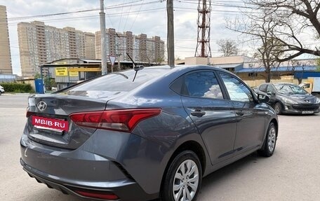 Hyundai Solaris II рестайлинг, 2022 год, 1 629 000 рублей, 6 фотография