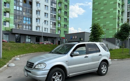 Mercedes-Benz M-Класс, 2000 год, 500 000 рублей, 1 фотография