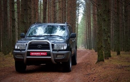 Toyota Land Cruiser 100 рестайлинг 2, 1999 год, 1 500 000 рублей, 1 фотография