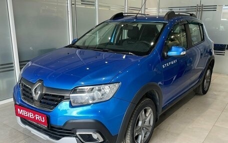 Renault Sandero II рестайлинг, 2020 год, 845 000 рублей, 1 фотография