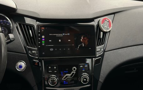 Hyundai Sonata VI, 2012 год, 1 300 000 рублей, 21 фотография