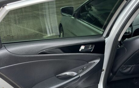Hyundai Sonata VI, 2012 год, 1 300 000 рублей, 17 фотография