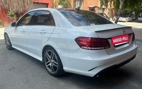 Mercedes-Benz E-Класс, 2014 год, 2 190 000 рублей, 4 фотография