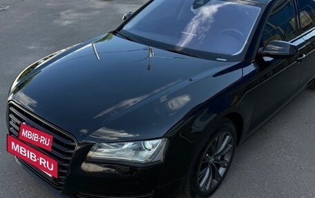 Audi A8, 2012 год, 1 920 000 рублей, 3 фотография