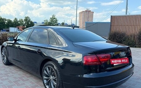 Audi A8, 2012 год, 1 920 000 рублей, 11 фотография
