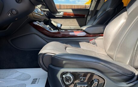 Audi A8, 2012 год, 1 920 000 рублей, 22 фотография