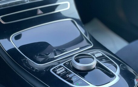 Mercedes-Benz E-Класс, 2018 год, 2 670 000 рублей, 17 фотография