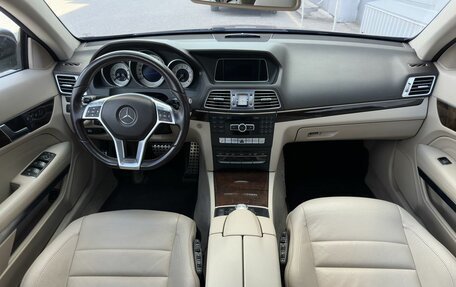 Mercedes-Benz E-Класс, 2014 год, 2 400 000 рублей, 10 фотография