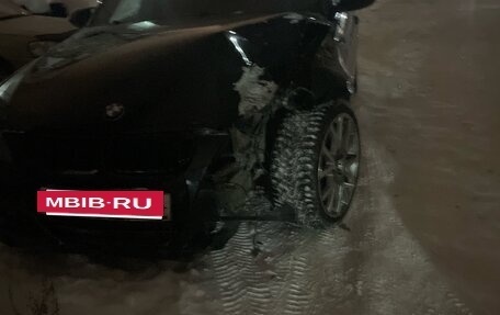 BMW 3 серия, 2006 год, 800 000 рублей, 2 фотография