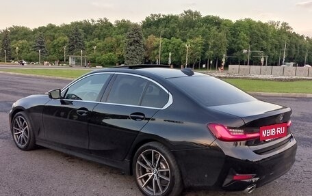 BMW 3 серия, 2019 год, 3 300 000 рублей, 4 фотография