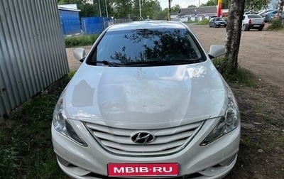 Hyundai Sonata VI, 2010 год, 900 000 рублей, 1 фотография