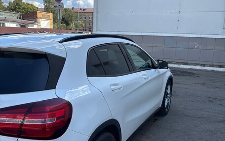 Mercedes-Benz GLA, 2019 год, 2 500 000 рублей, 4 фотография