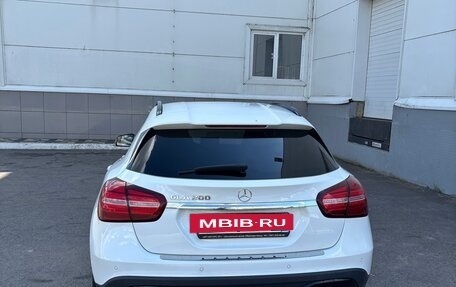 Mercedes-Benz GLA, 2019 год, 2 500 000 рублей, 2 фотография
