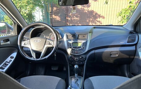 Hyundai Solaris II рестайлинг, 2013 год, 890 000 рублей, 4 фотография