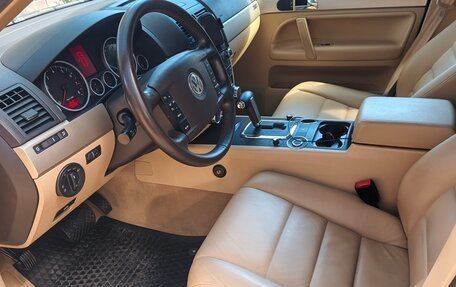 Volkswagen Touareg III, 2010 год, 2 000 000 рублей, 10 фотография