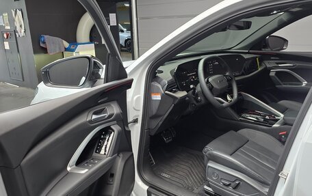 Audi Q5, 2025 год, 6 300 000 рублей, 12 фотография
