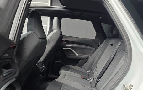 Audi Q5, 2025 год, 6 300 000 рублей, 15 фотография