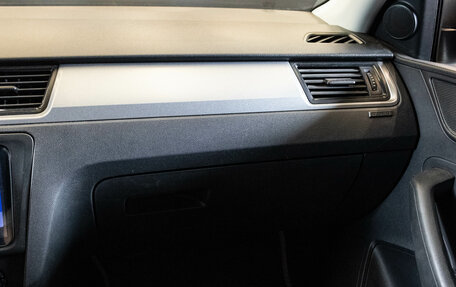 Skoda Rapid I, 2014 год, 1 009 000 рублей, 8 фотография