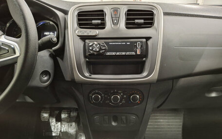 Renault Logan II, 2021 год, 660 000 рублей, 18 фотография