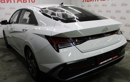 Hyundai Elantra, 2025 год, 2 399 000 рублей, 10 фотография