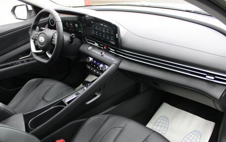 Hyundai Elantra, 2025 год, 2 399 000 рублей, 14 фотография