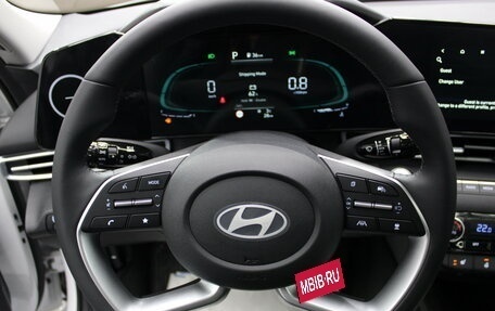 Hyundai Elantra, 2025 год, 2 399 000 рублей, 20 фотография
