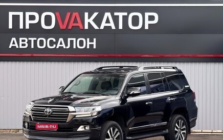 Toyota Land Cruiser 200, 2018 год, 7 477 000 рублей, 1 фотография