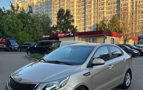KIA Rio III рестайлинг, 2012 год, 700 000 рублей, 1 фотография