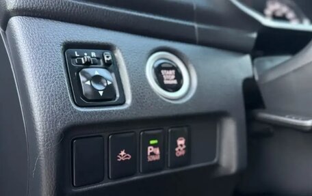 Mitsubishi Pajero Sport III рестайлинг, 2017 год, 2 999 000 рублей, 24 фотография