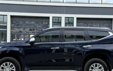 Mitsubishi Pajero Sport III рестайлинг, 2017 год, 2 999 000 рублей, 32 фотография