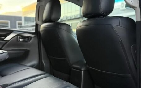Mitsubishi Pajero Sport III рестайлинг, 2017 год, 2 999 000 рублей, 38 фотография