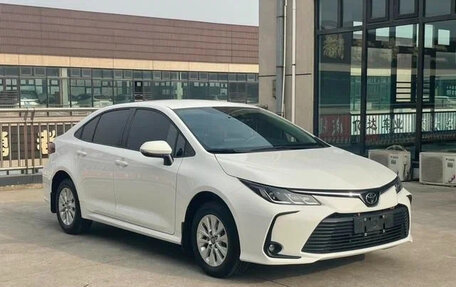 Toyota Corolla, 2022 год, 1 250 000 рублей, 3 фотография