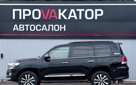 Toyota Land Cruiser 200, 2018 год, 7 477 000 рублей, 2 фотография