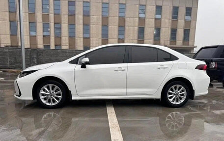 Toyota Corolla, 2022 год, 1 289 000 рублей, 3 фотография