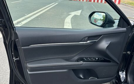 Toyota Camry, 2019 год, 3 030 000 рублей, 9 фотография