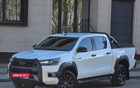 Toyota Hilux VIII, 2019 год, 3 150 000 рублей, 4 фотография