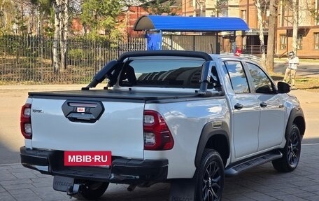 Toyota Hilux VIII, 2019 год, 3 150 000 рублей, 12 фотография