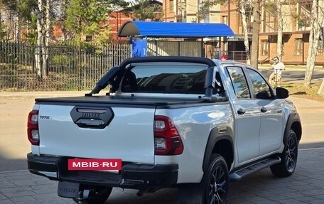 Toyota Hilux VIII, 2019 год, 3 150 000 рублей, 11 фотография